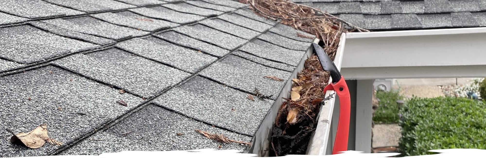 Gutter Cleaning & Brightening Services